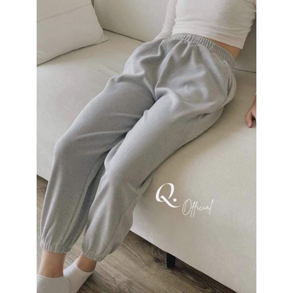 Quần jogger nữ ống rộng bom gấu len tăm