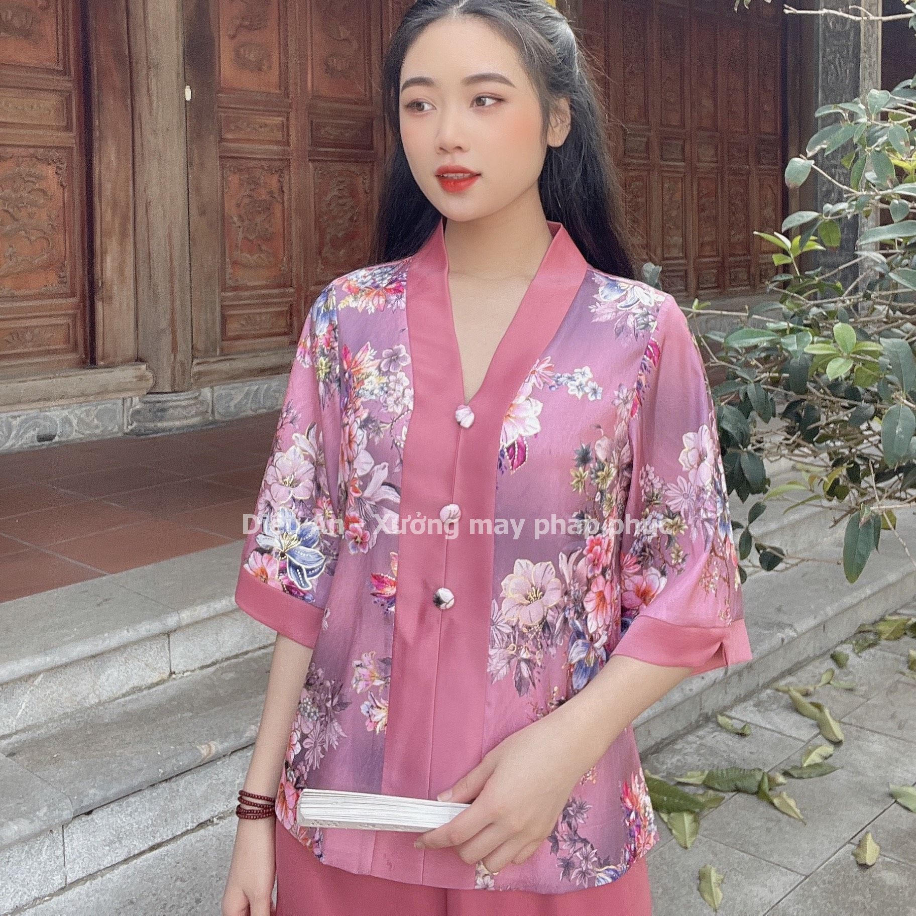 Set lụa vân gỗ cao cấp đi lễ chùa màu hồng tím