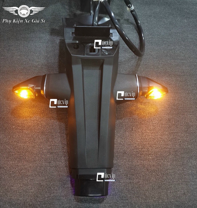 [HCM]Dè Chắn Bùn Sau Có Đèn Kiểu Dáng Winner X Gắn Xe Winner MS3567
