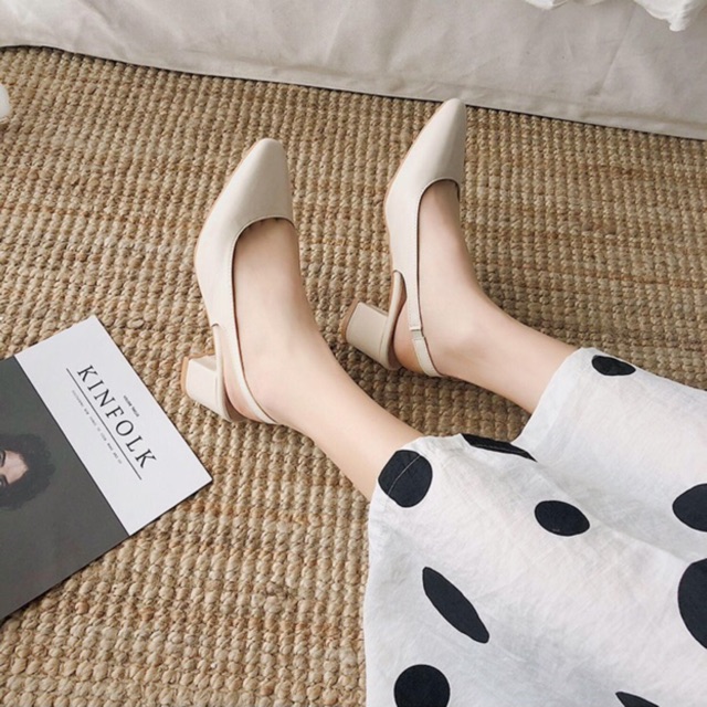 Giầy cao gót mũi nhọn 5p quai chun mã khc8