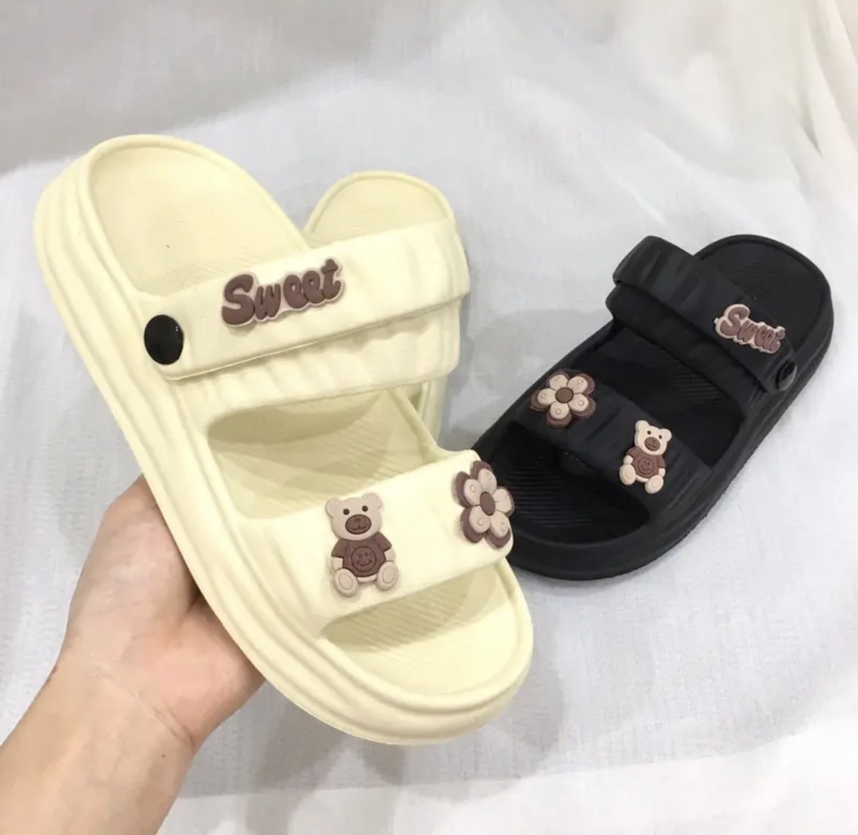 Dép sandal nữ, Dép nữ đế cao dán sticker Sweet siêu xinh, siêu hottrend