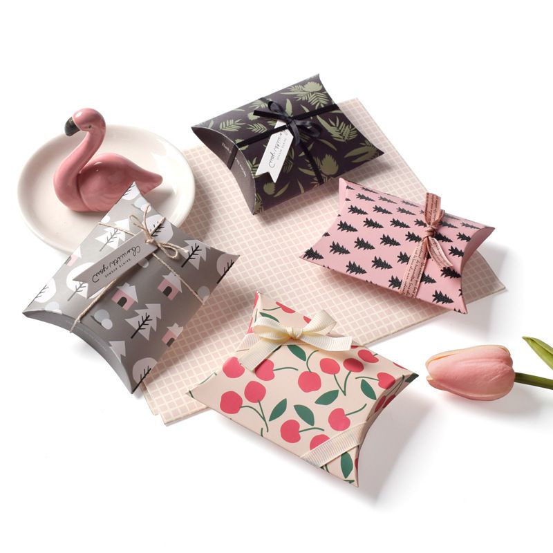Hộp giấy hộp quà tặng phụ kiện trang sức tự xếp 10x8x2.4cm quà tặng valentine sinh nhật 221pa007