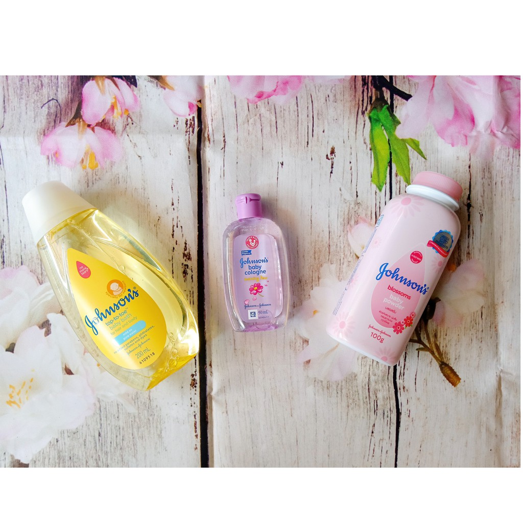 [HCM]Combo 3 món tắm gội cho bé sơ sinh(1 chai phấn 100g1 nước hoa1 chai tắm gội 200ml)
