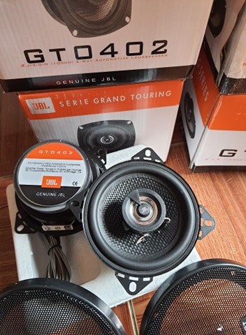 Bộ 2 Loa cánh cửa ô tô JBL GTO 402- 10cm