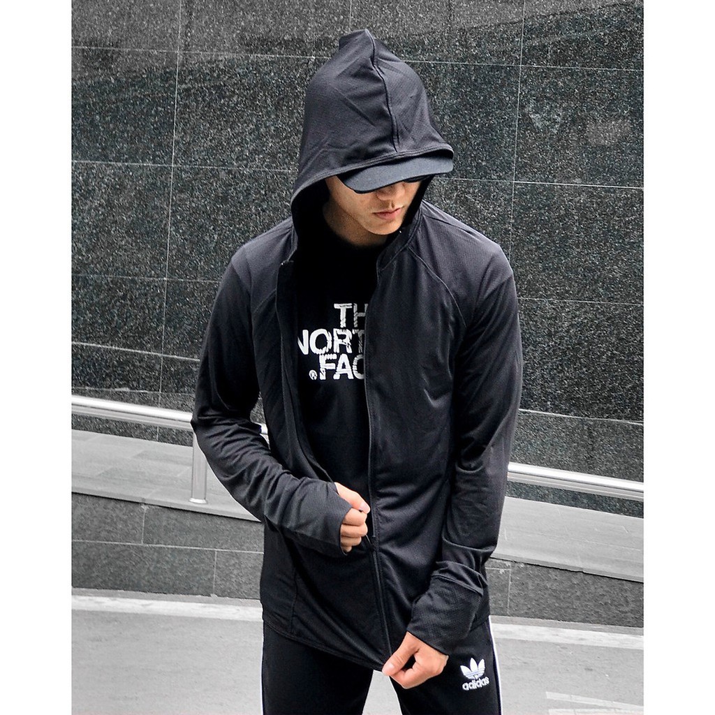 [VIDEO]Áo Khoác Chống Nắng Nam Thời Trang Cao Cấp Chất Vải Siêu Mát Không Nhăn Uniqlo Xuất Khẩu Nhật Bản Tay 2 Lớp Có Mũ Thông Hơi Toàn Thân Thể Thao Có Khẩu Trang Basic Che Bàn Tay Xỏ Ngón Giá Rẻ Đẹp Mùa Hè Màu Ghi - Đen-Than