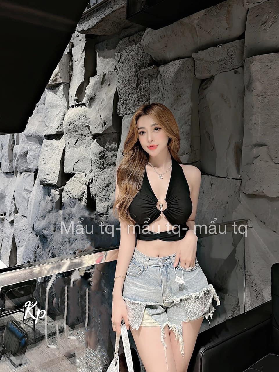 Áo yếm xốp khoen bi croptop dây quấn eo cực sexy , chất thun xốp dày dặn