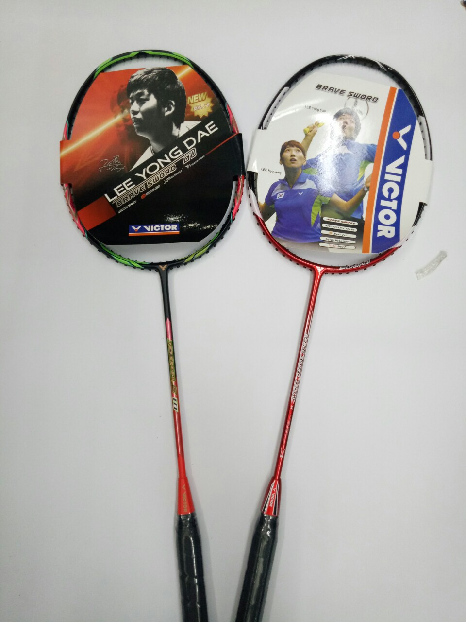 Combo 2 Vợt Cầu Lông Victor - Khung cacbon - Lực căng 10.5kg - tặng căng cước, quấn cán và bao vợt - Ảnh shop chụp thật sản phẩm