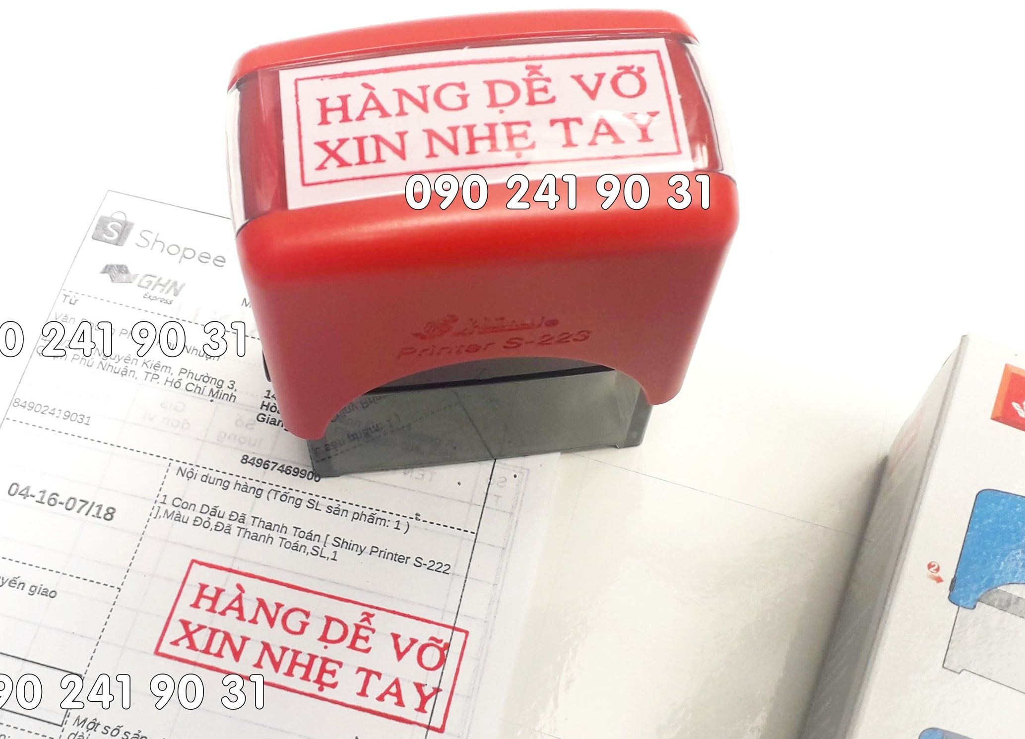 Con dấu hàng dễ vỡ xin nhẹ tay