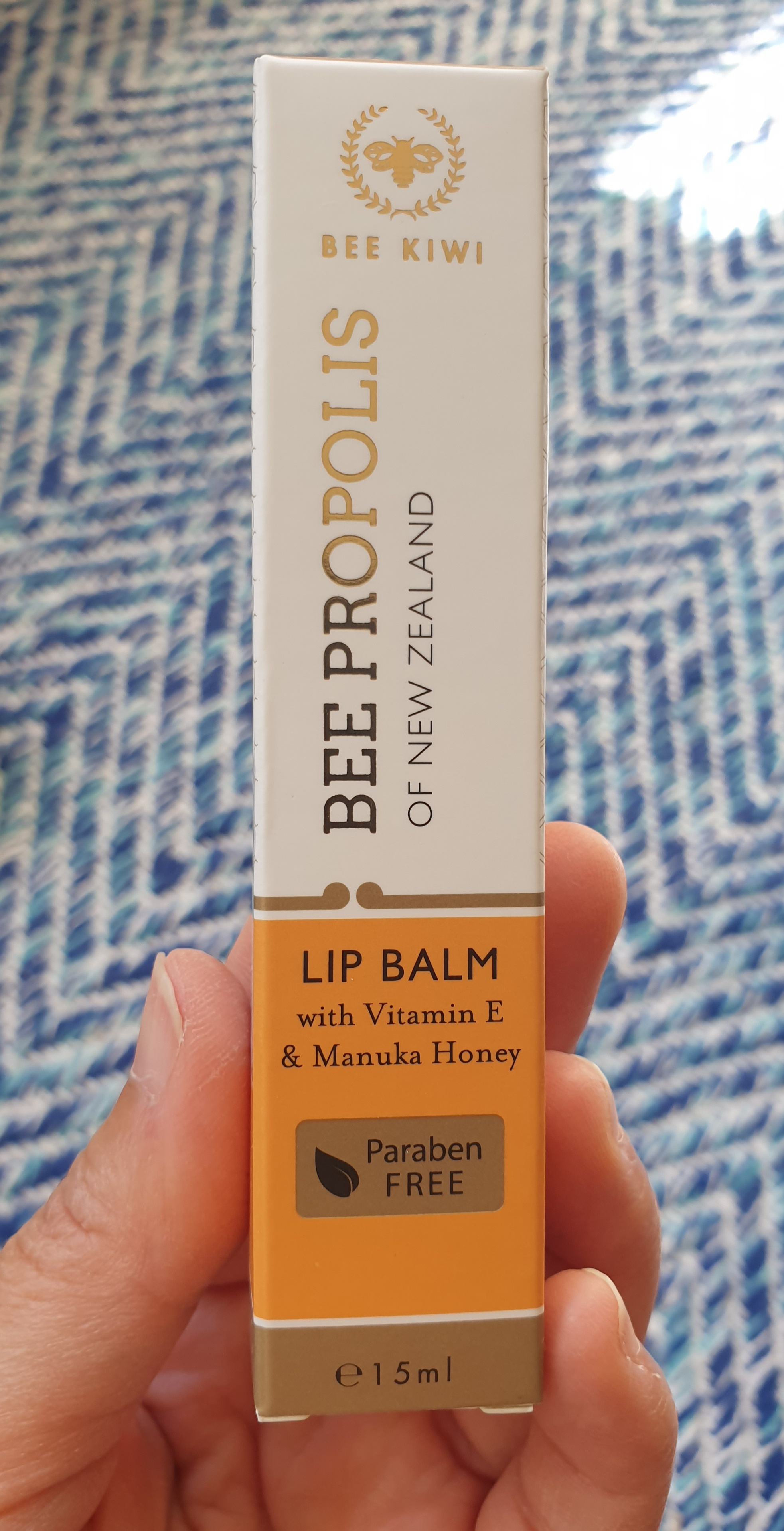 Son dưỡng môi keo ong (Bee Kiwi - Bee Propolis Lip Balm) với Vitamin E & mật ong Manuka,15ml