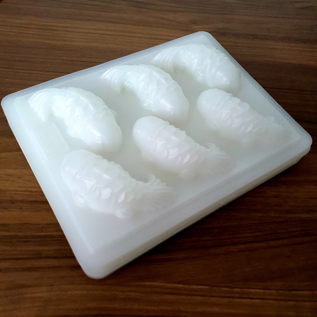 Khuôn nhựa 6 con cá chép
