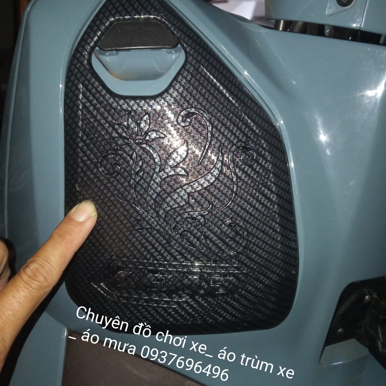 ỐP CARBON NẮP CỐP XE LEAD 2017-2020