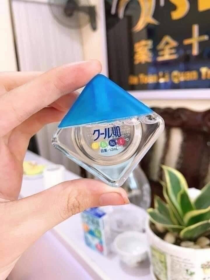 Nhỏ mắt Rohto Nhật Bản