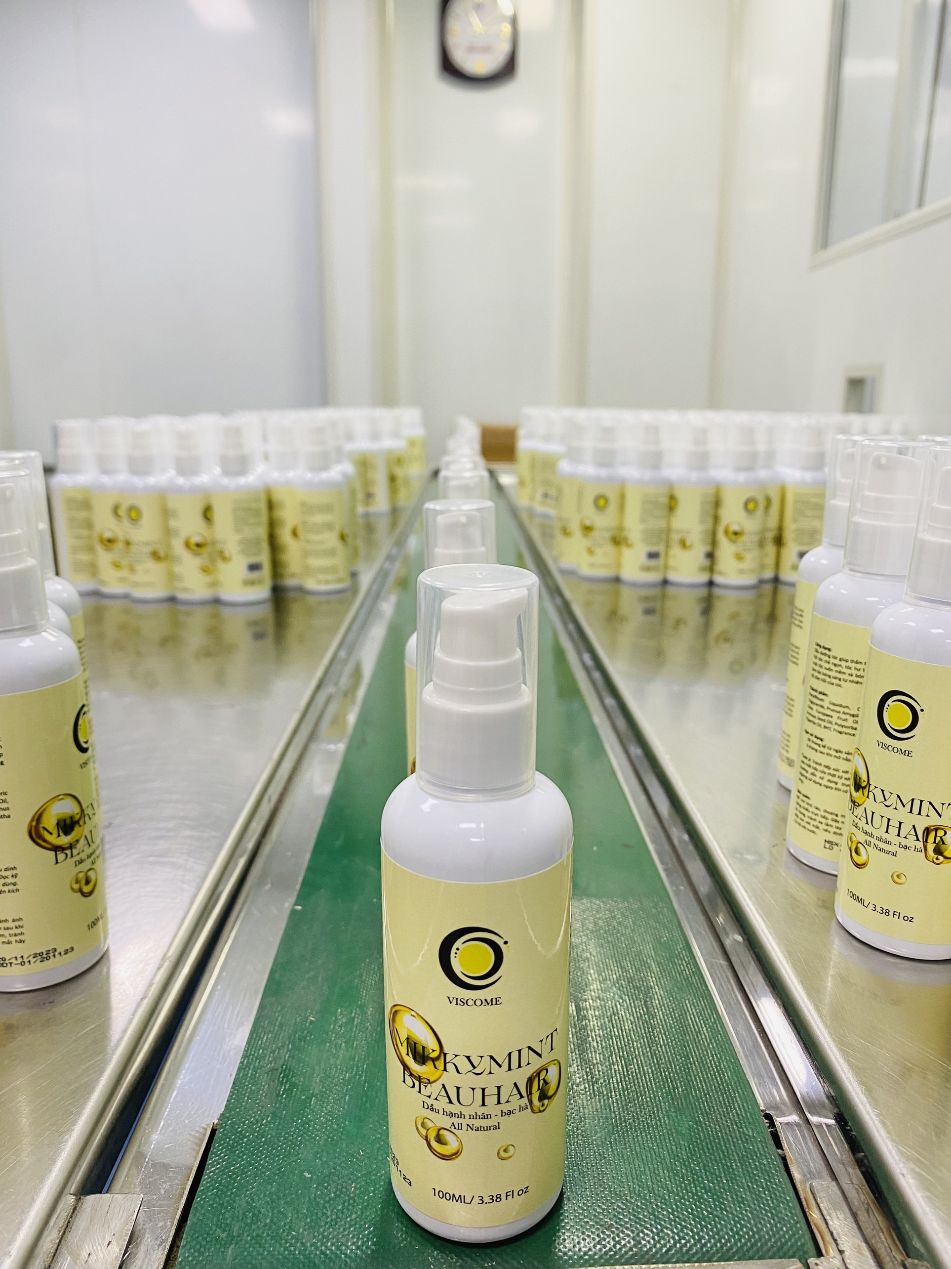 Dầu dưỡng tóc,xịt dưỡng tóc,serum dưỡng tóc,dưỡng tóc khô xơ,dưỡng tóc mềm mượt,dầu dưỡng tóc tẩy,duong toc,xịt dưỡng tóc mềm mượt,nước dưỡng tóc,nước hoa tóc,dầu bóng tóc nữ thơm,dầu dưỡng tóc mềm mượt,dầu dưỡng tóc khô xơ,dau duong toc,dưỡng tóc xoăn