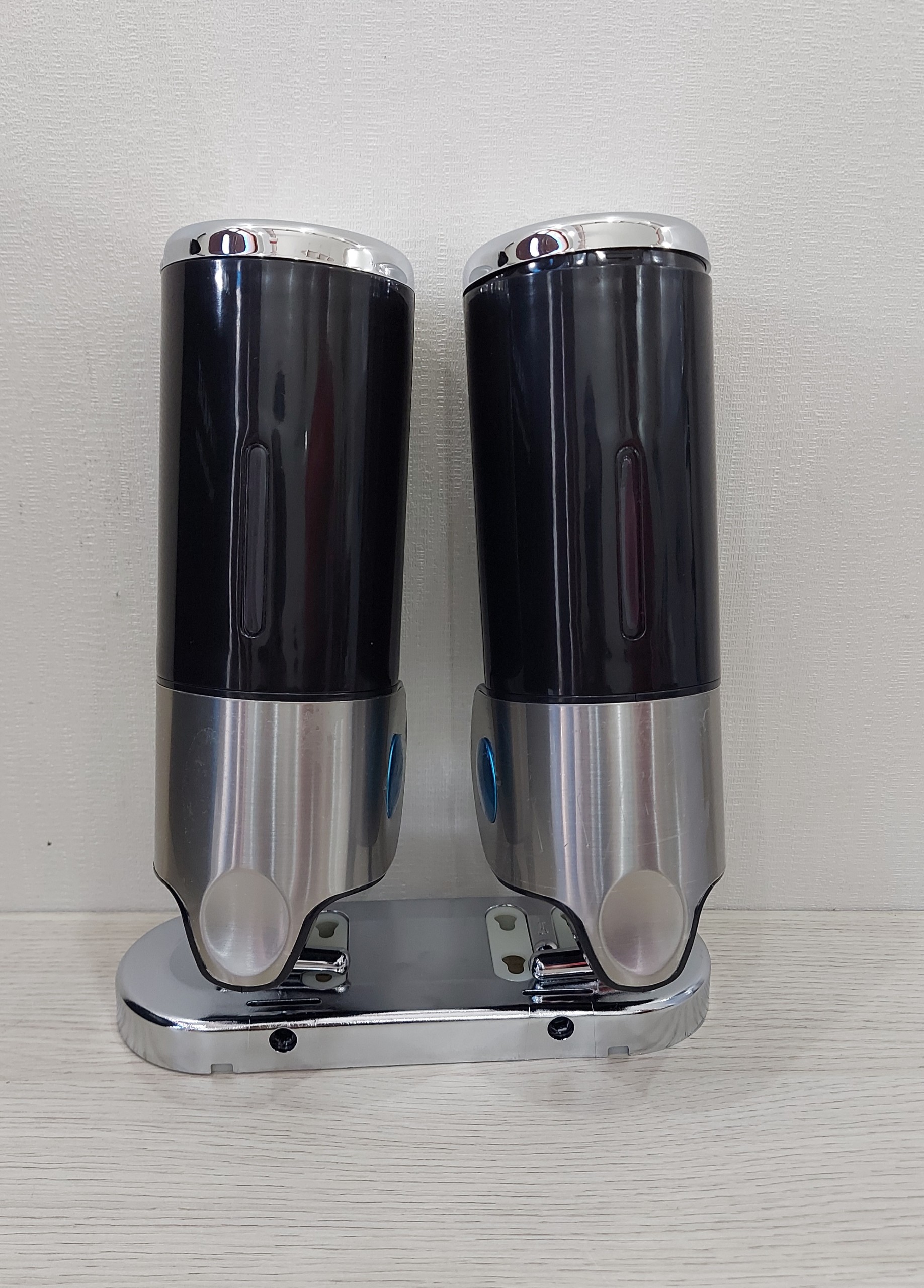 Bình inox đựng xà phòng, sữa tắm, nước rửa tay đơn, đôi