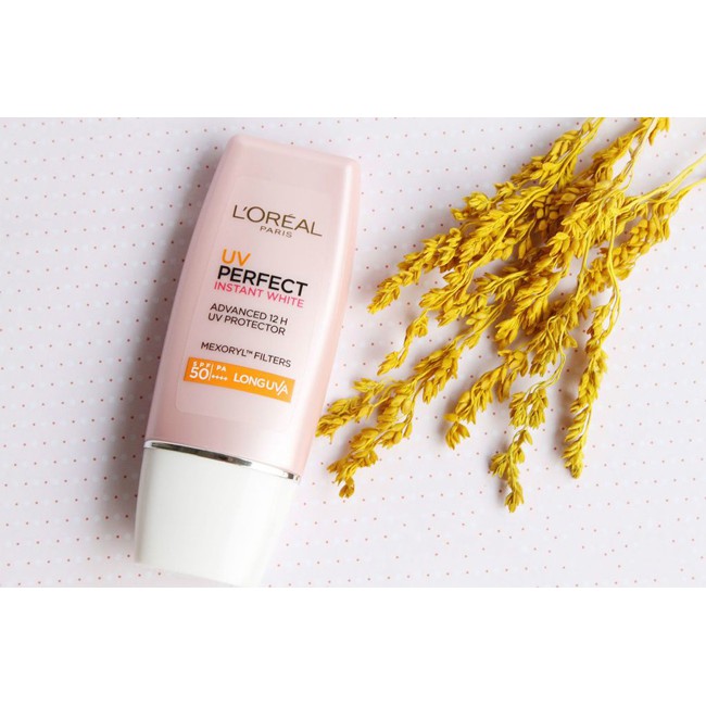 Kem Chống Nắng Loreal SPF50/PA+++ UVP Sáng Hồng Da Bảo Vệ 12h (30ml), màu hồng