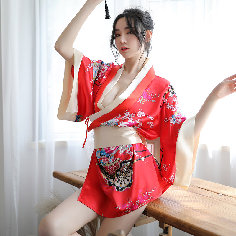 Bộ đồ ngủ cosplay kimono hoa anh đào nhật bản