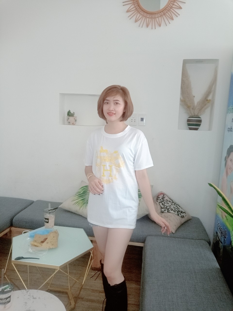 (SIÊU ƯU ĐÃI 9K )ÁO THUN COTTON CO GIÃN 4 CHIỀU HÀNG QUẢNG CHÂU CHUẨN MÊM,MỊN ,THOÁNG MÁT ĐƯỢC SẢN XUẤT TỪ CHẤT LIỆU SỢI VẢI COTTON CO GIÃN VÀ THẤM HÚT TỐT /FROM DÁNG GIẤU QUẦN CHE KHUYẾT ĐIỂM SIZE TỪ 45KG ĐẾN 65KG