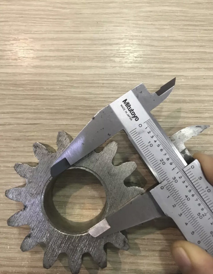 [HCM]BÁNH RĂNG NHÔNG 15 -16 RĂNG LỖ PHI 25 HOẶC 30