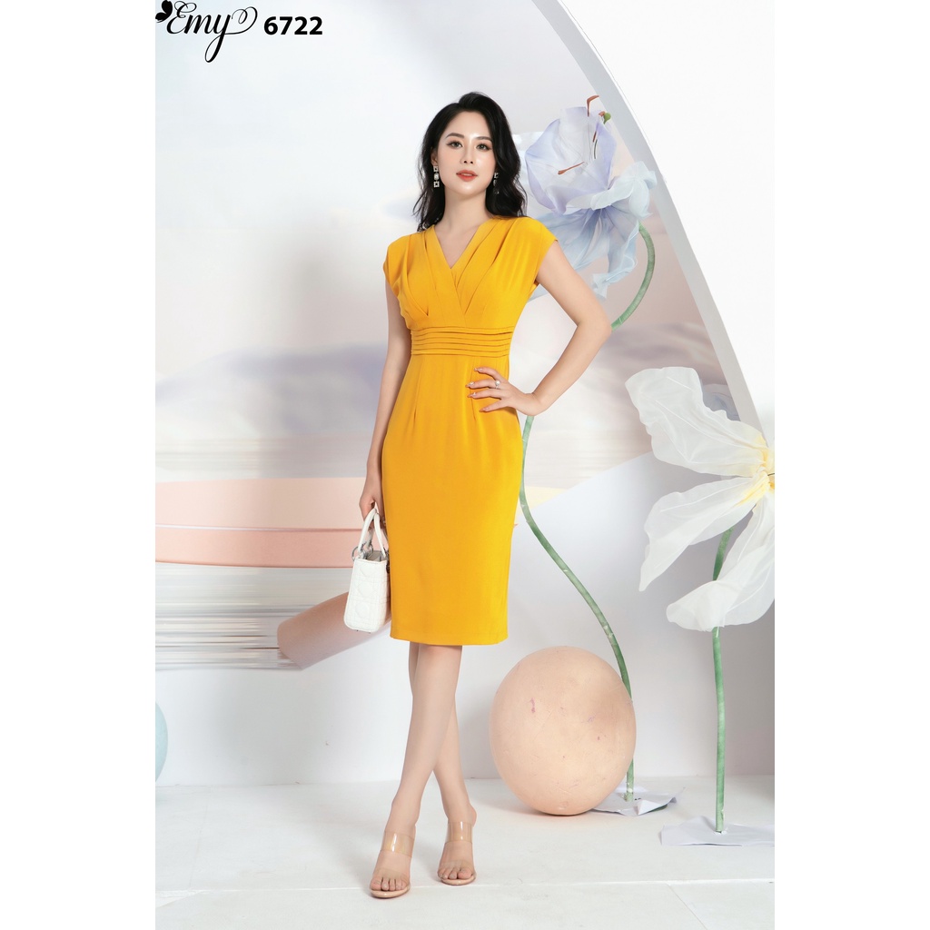 Đầm emy em6722 body vàng cổ v đắp chéo