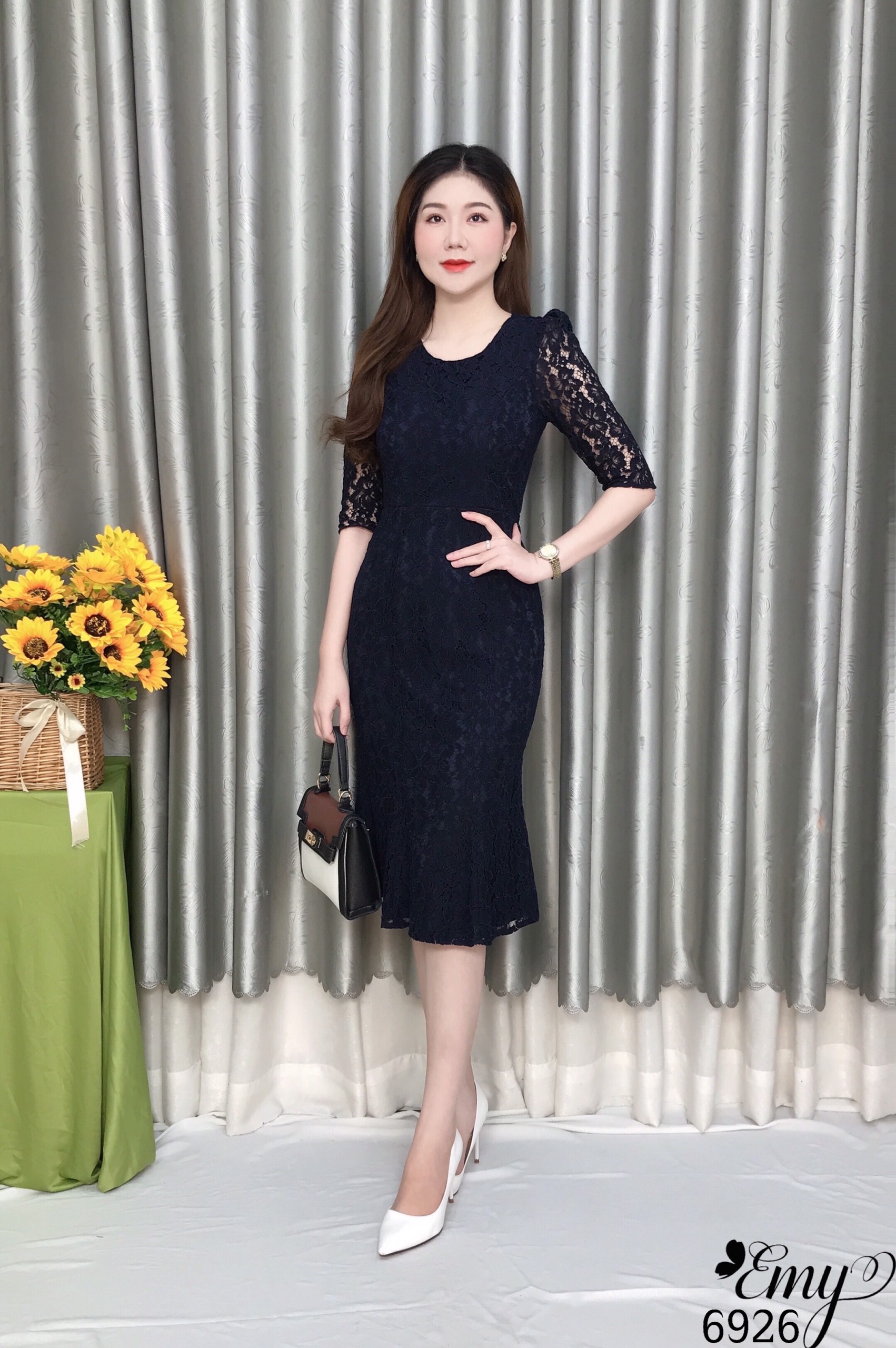 Đầm emy em6926 body ren đuôi cá