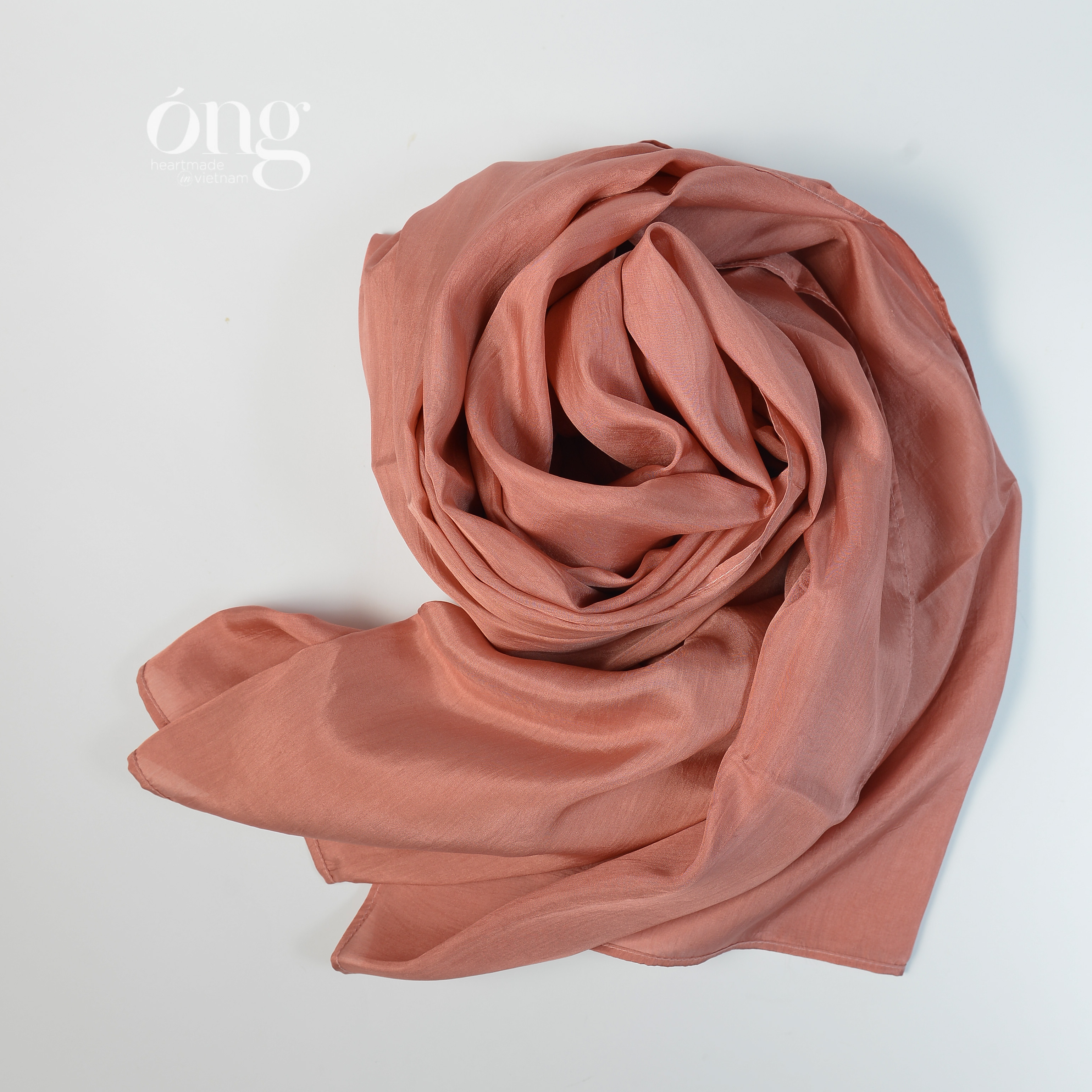 Khăn lụa, khăn quàng cổ 100% từ sợi tơ tằm tự nhiên màu Socola - Óng Silk