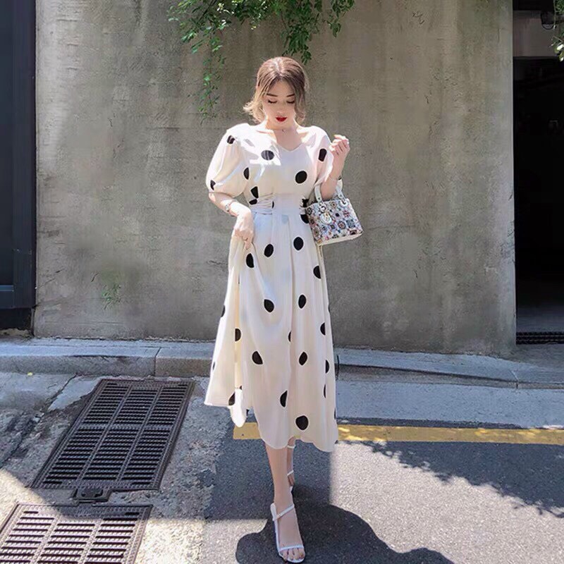ĐẦM XÒE VINTAGE CHẤM BI TO TAY NGẮN THẮT NƠ SAU LƯNG CỰC DỊU DÀNG XINH XẮN,FORM CHUẨN TTSGR
