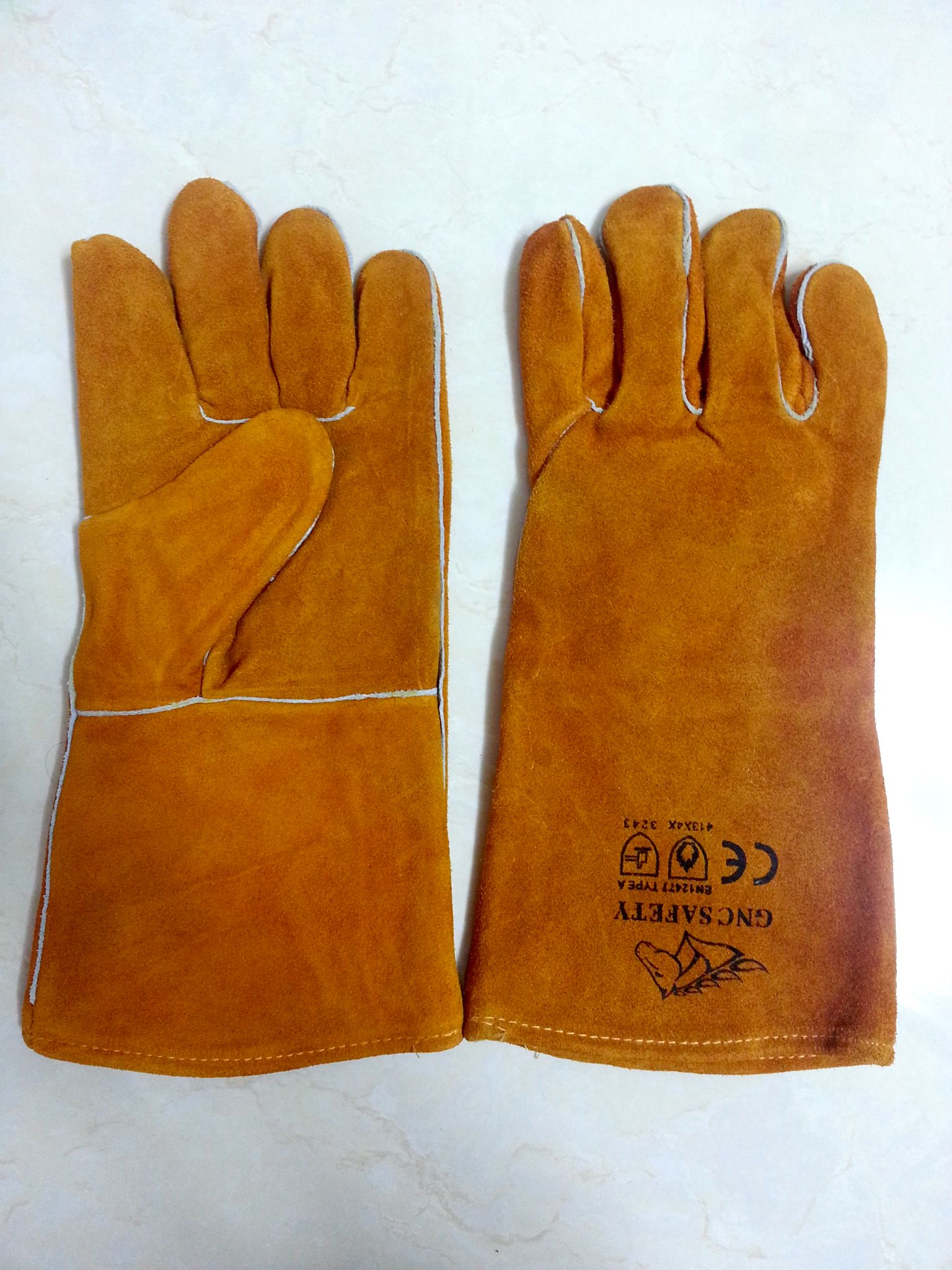 GĂNG TAY HÀN -BẢO HỘ  LÀM BẰNG DA-GĂNG TAY HÀN CON NGỰA VÀNG GNC ( DÀI TAY) THẤM HÚT MỒ HÔI, ĐỘ BỀN CAO, CHỐNG CẮT TRẦY XƯỚC, LÀM VIỆC ĐƯỢC TRONG MÔI TRƯỜNG NHIỆT ĐỘ CAO