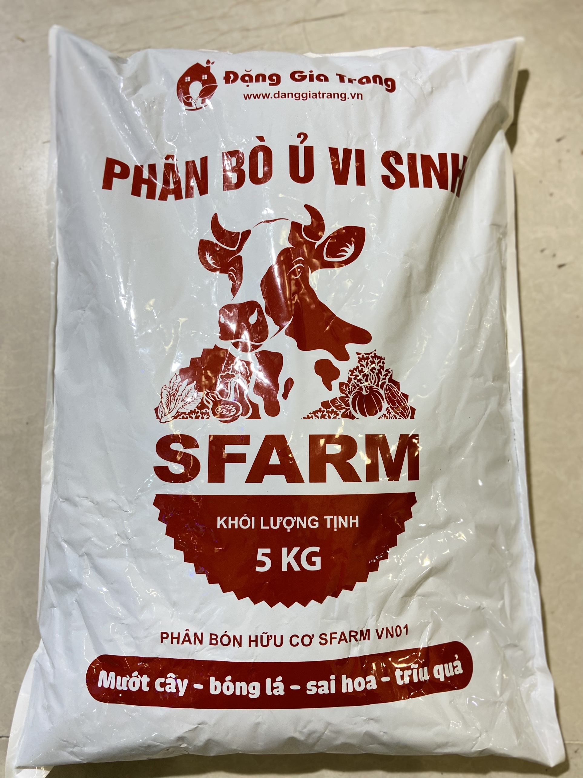 Phân bò hữu cơ vi sinh sfarm - bao 5kg ! phân bò ủ hoai - ít mùi !