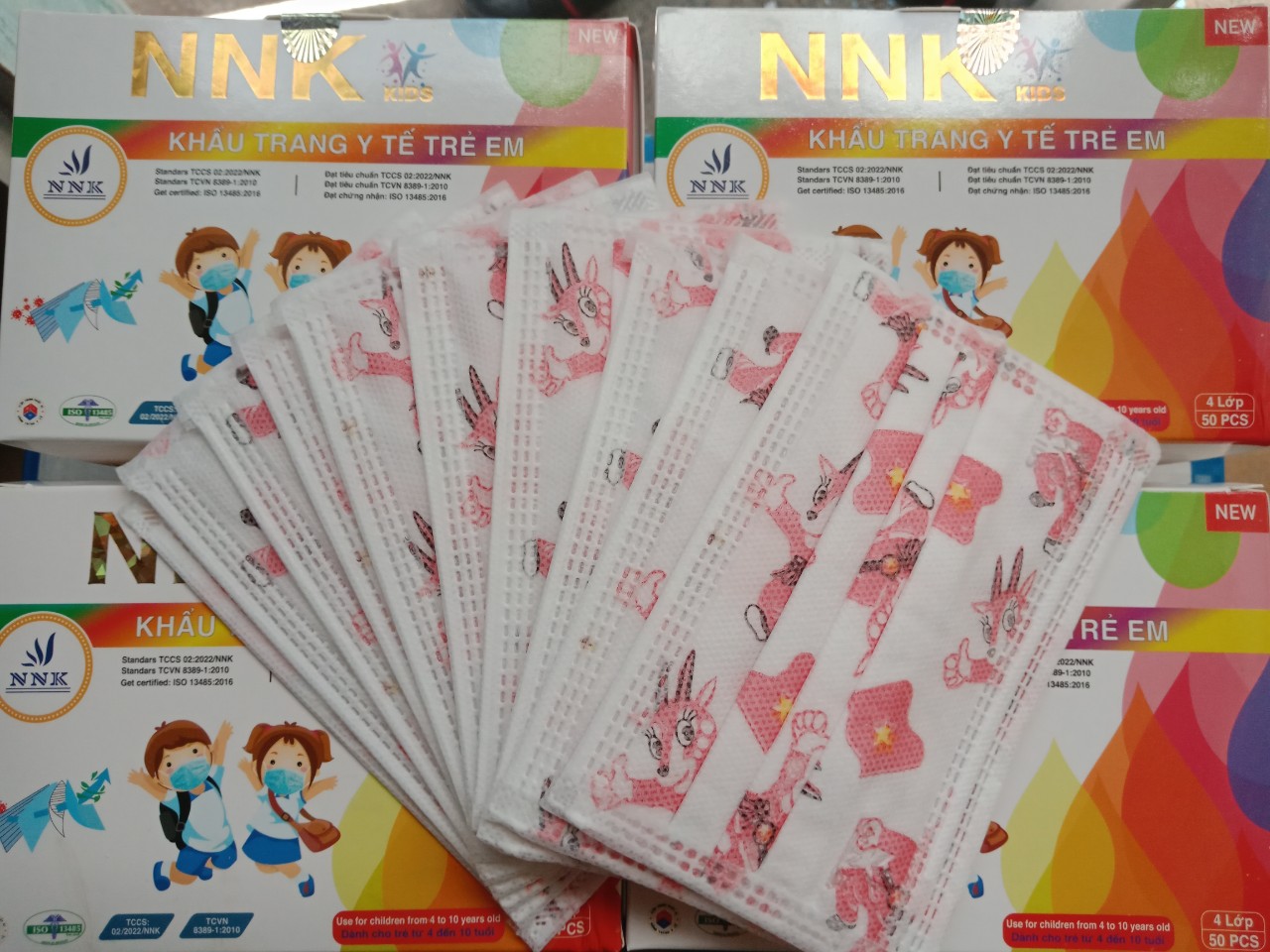 [06-YTE] Khẩu trang 4 lớp có kháng khuẩn, cho bé 5->12 tuổi đến trường, hộp 50 cái. hình siêu dễ thương