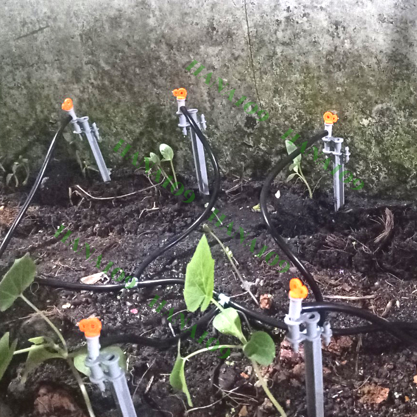 [HCM]Bộ 100 béc tưới cây nhỏ giọt 2 chân có điều chỉnh lưu lượng nước dùng cho hệ thống tưới cây nhỏ giọt