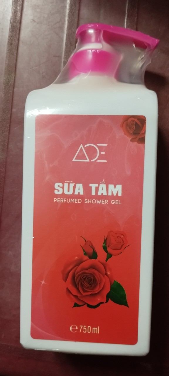 Sữa tắm Trắng da ACE (750ml),dưỡng trắng, chống nắng, đem lại làn da mịn màng - Mỹ Phẩm Kim Ngân