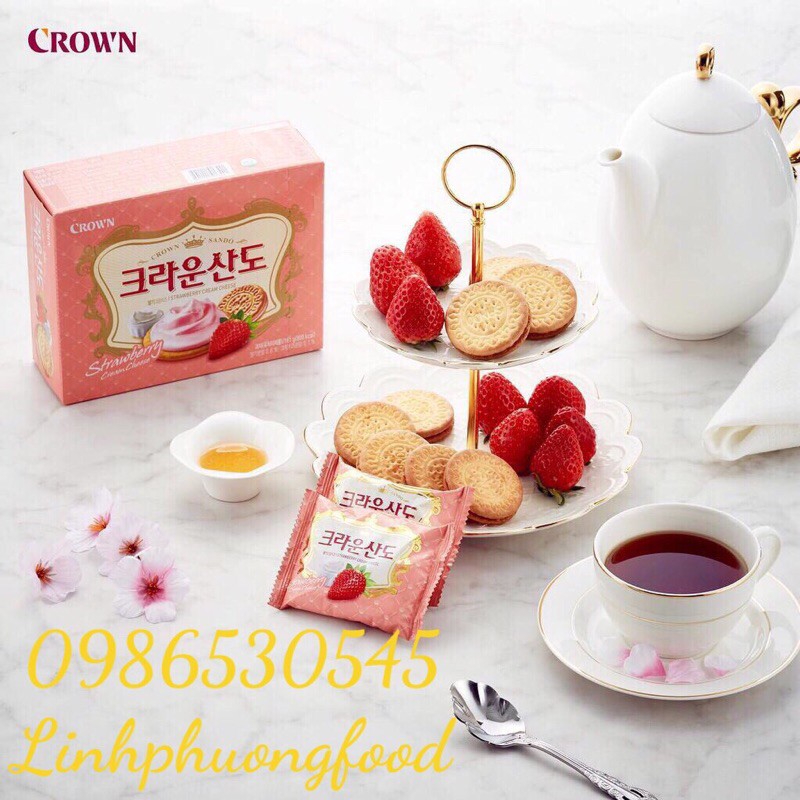 Bánh quy sando crown vị dâu hộp 161g