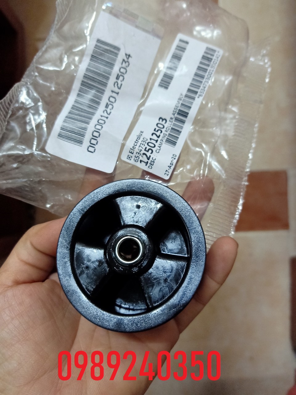 Bánh tỳ máy sấy Electrolux 6kg, 7kg, 7,5kg, 8kg chính hãng