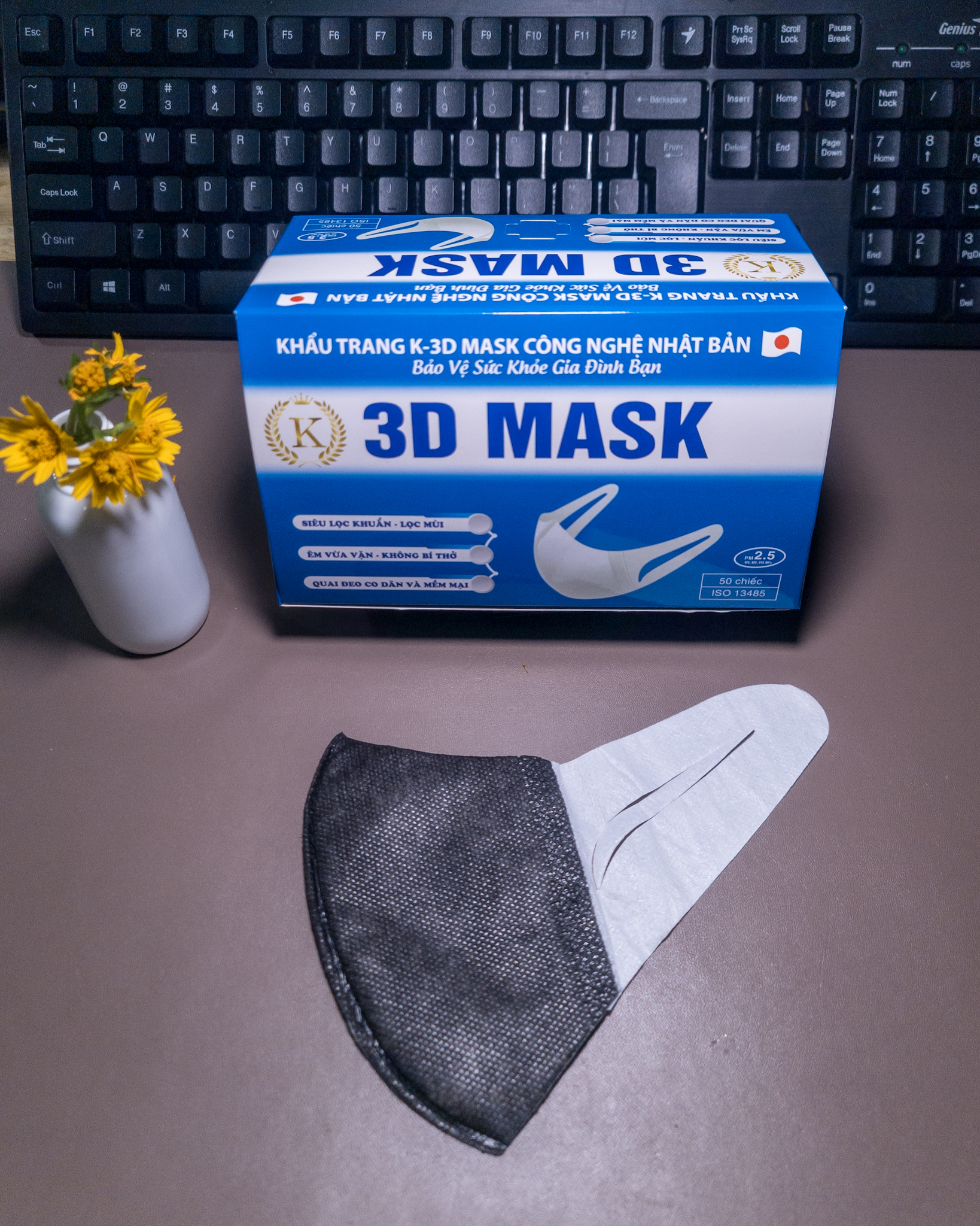 HCMkhẩu trang K3D Mask Size M màu đen hộp 50 cái kháng khuẩn