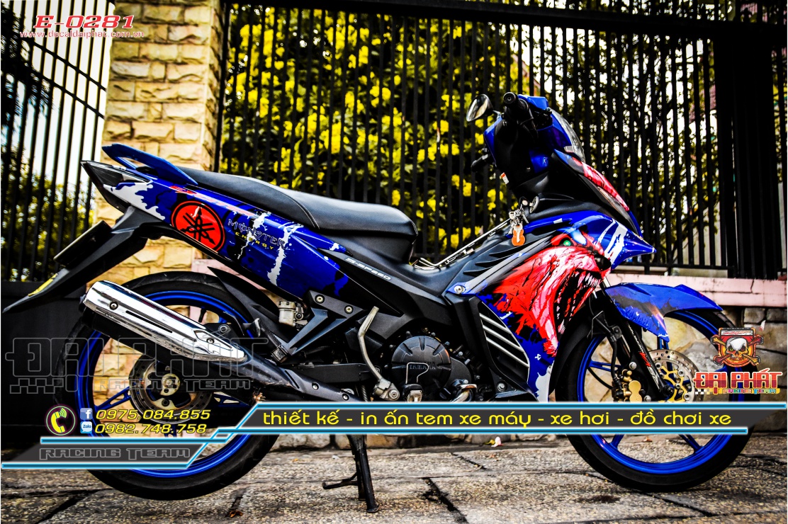 Tem Trùm Xe Exciter135 Chó Sói Xanh Trắng