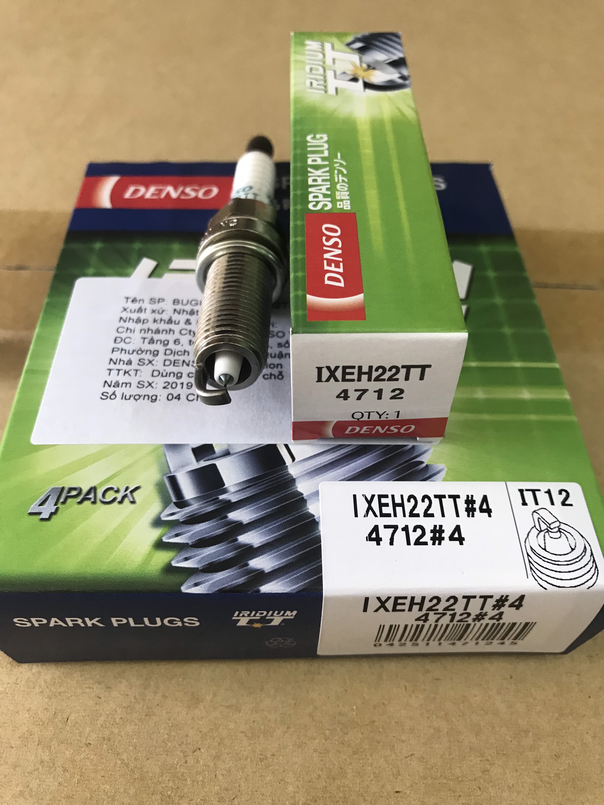 Bộ 04 bugi iridium denso ixeh22tt cao cấp cho mazda 2, mazda 3, mazda 6, altis mới