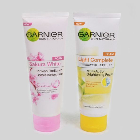 Sữa Rửa Mặt Garnier Skin Naturals 100ml