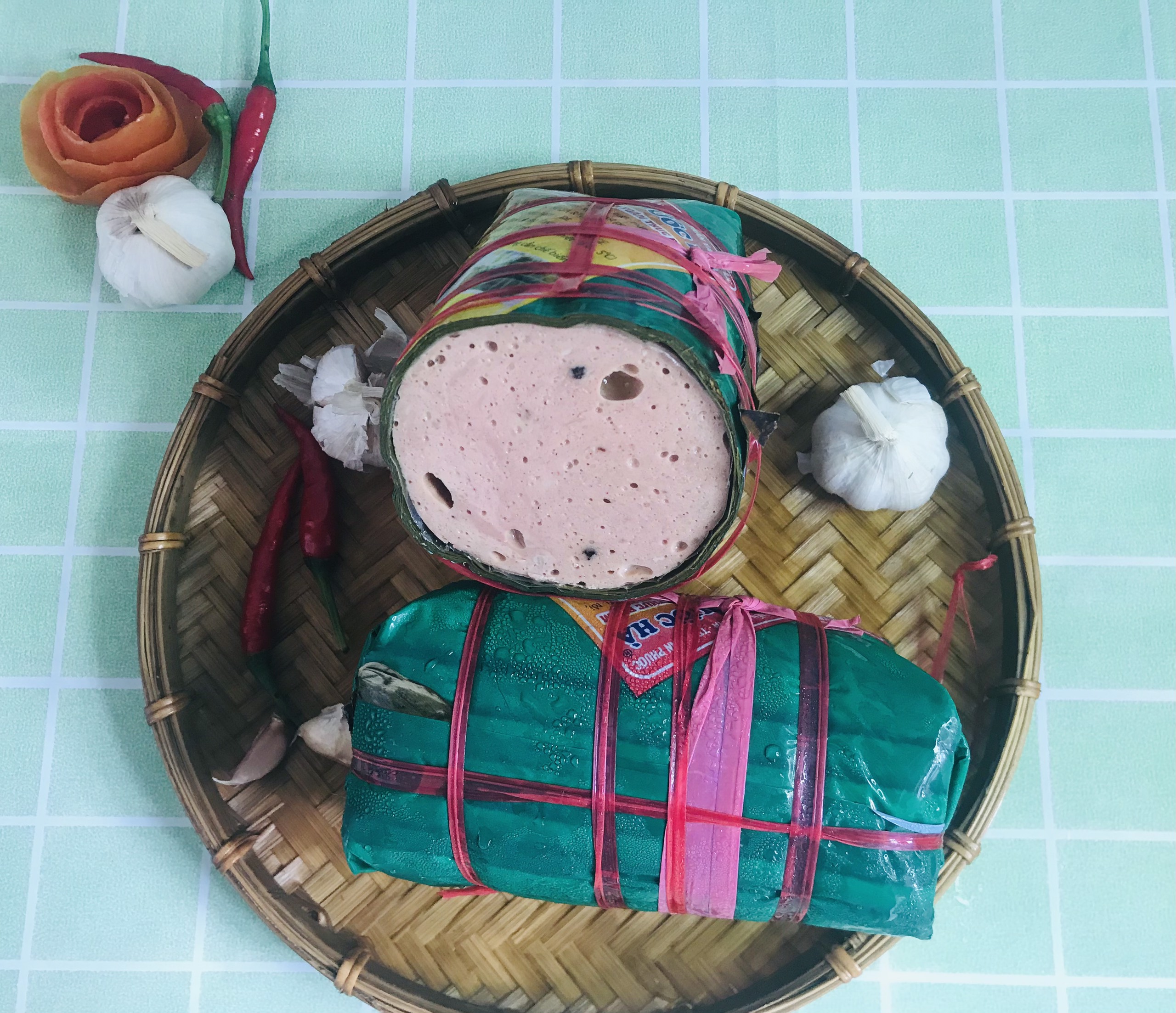 Đặc sản đà nẵng ,combo "chả bò 500gr + chả heo 500gram"