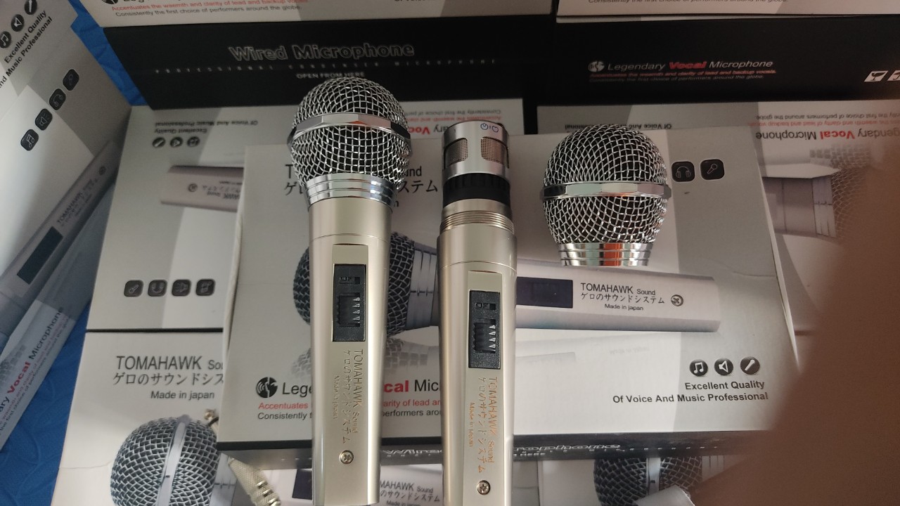 Micro cao cấp-Micro có dây Tomahawk Giá Tốt, Dây Dài 6m -Chống Hú Rất Tốt m-micro karaoke- giá 1 cái