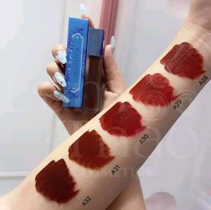 Son black ver 6 siêu lì