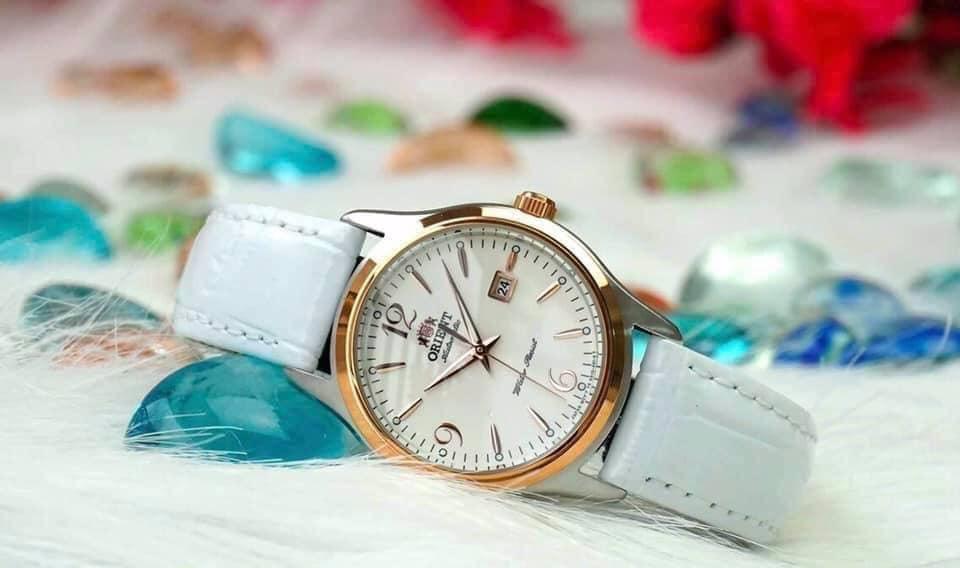 ĐỒNG HỒ NỮ Orient FNR1Q003W0
