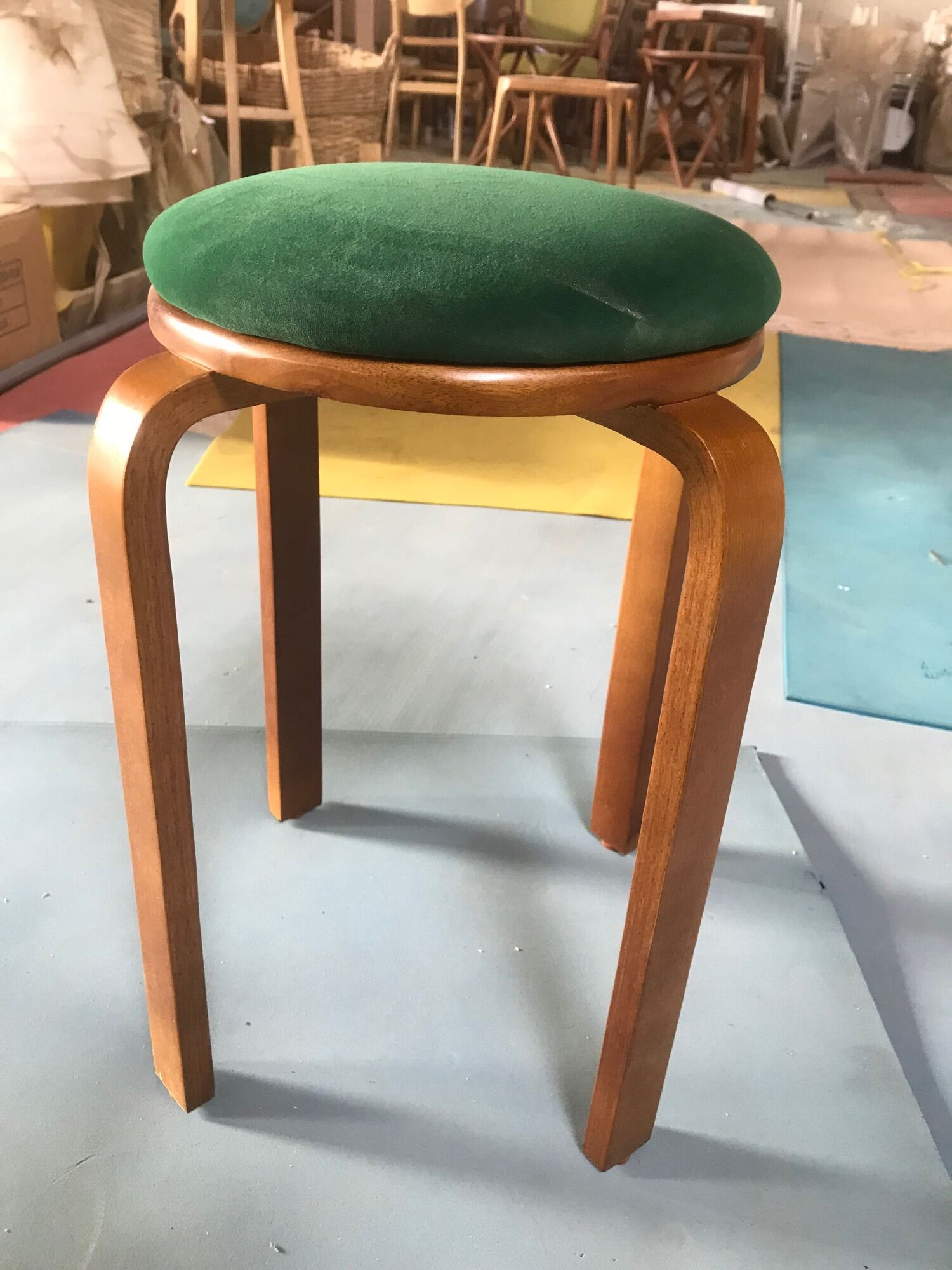 Ghế đôn gỗ có nệm/ ghế ăn / ghế bàn trang điểm