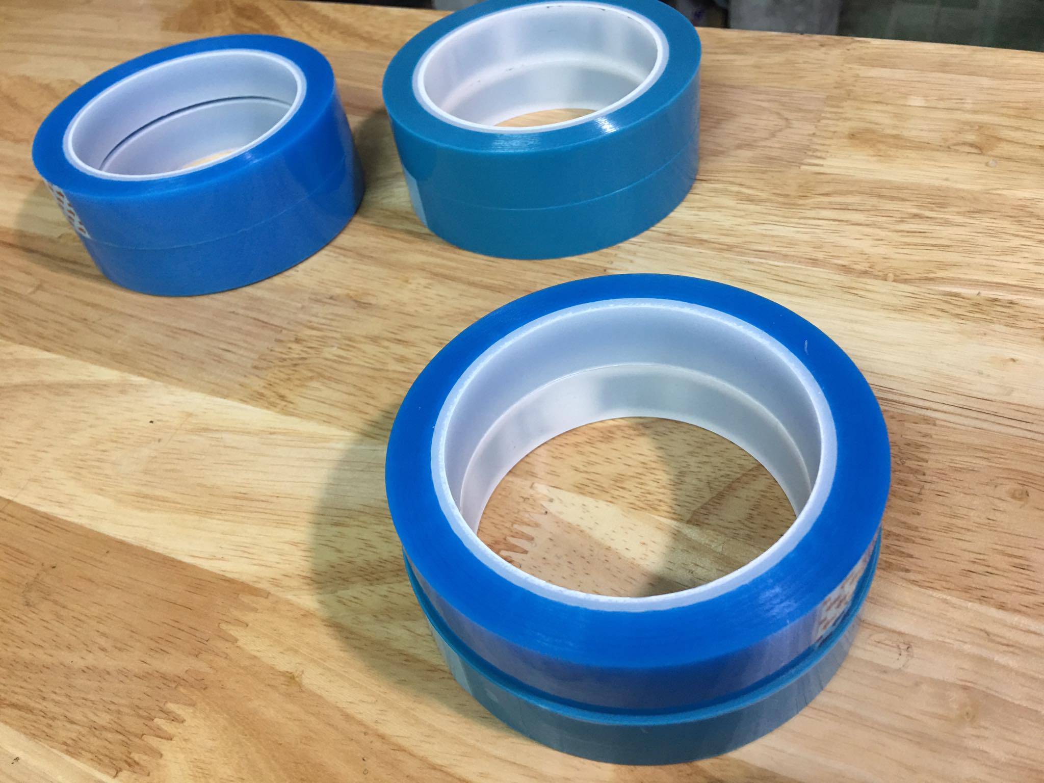 (4 cuộn) Băng dính xanh dương không để lại keo 2cmx50m