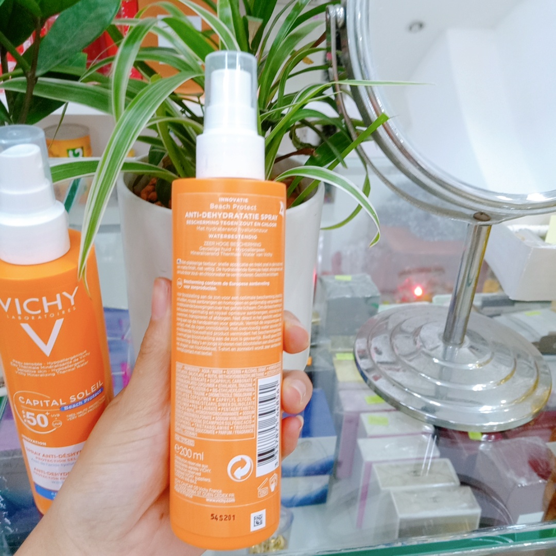XỊT CHỐNG NẮNG KHÔNG TRÔI VICHY CAPITAL SOLEIL BEACH PROTEC SPF 50 200ml