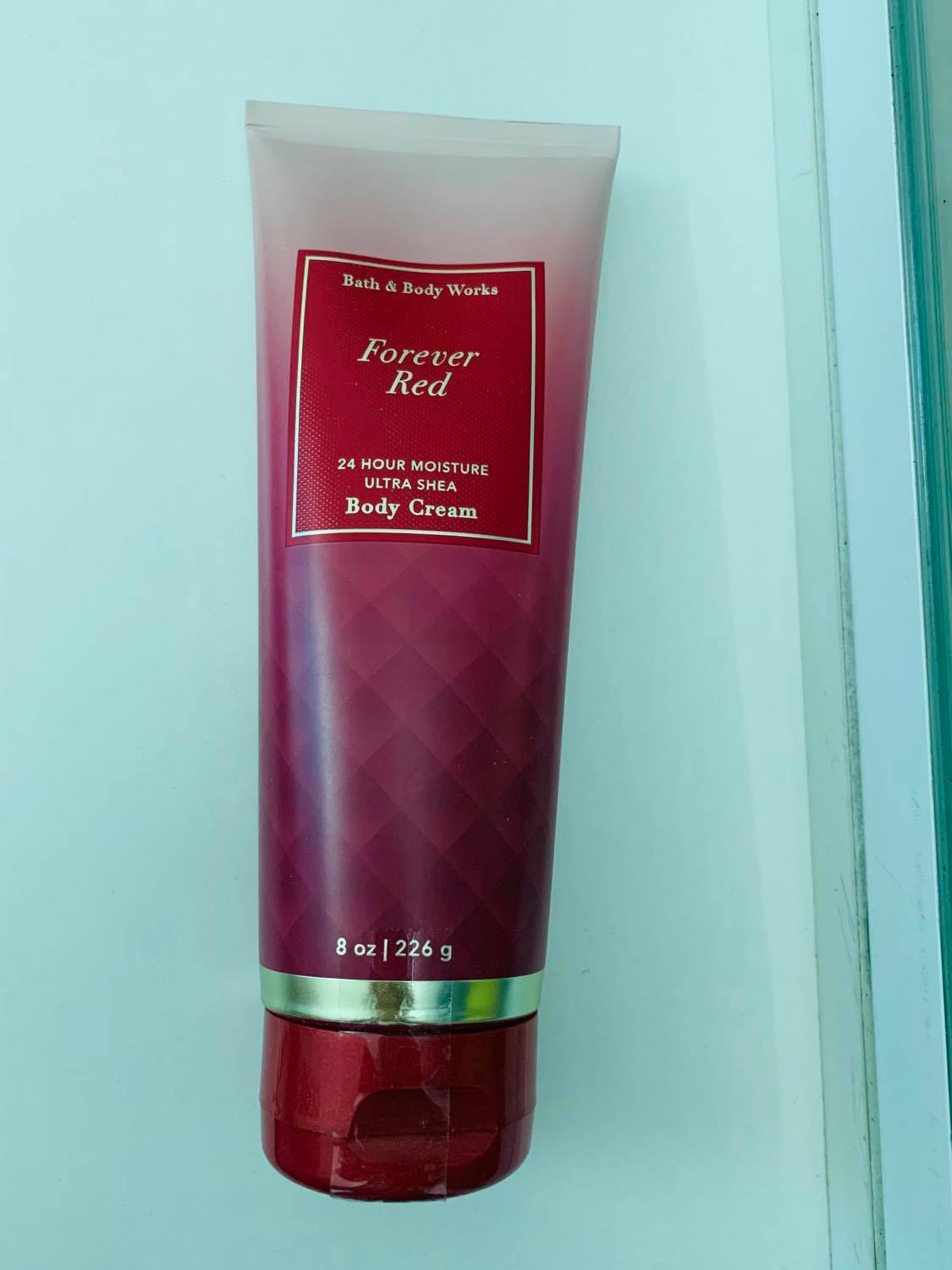 Kem dưỡng thể làm trắng sáng da b&bw forever red 8oz/226g