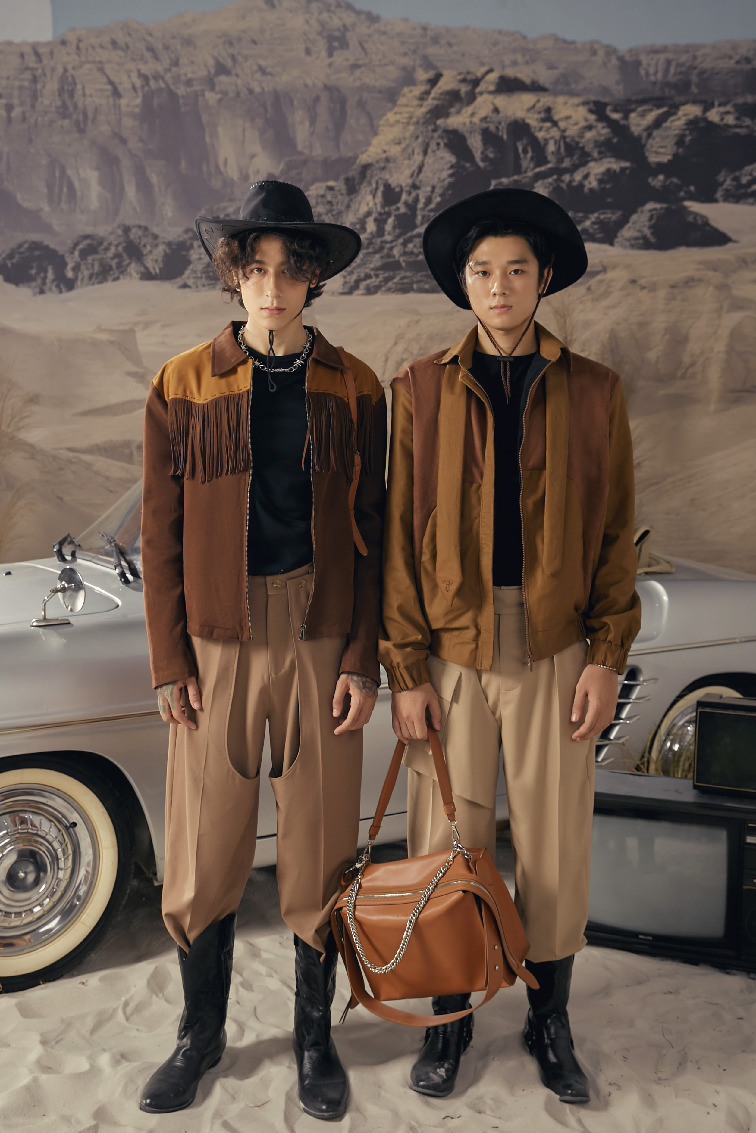 Blankespace áo khoác dessert jacket vải da lộn thời trang nam nữ unisex