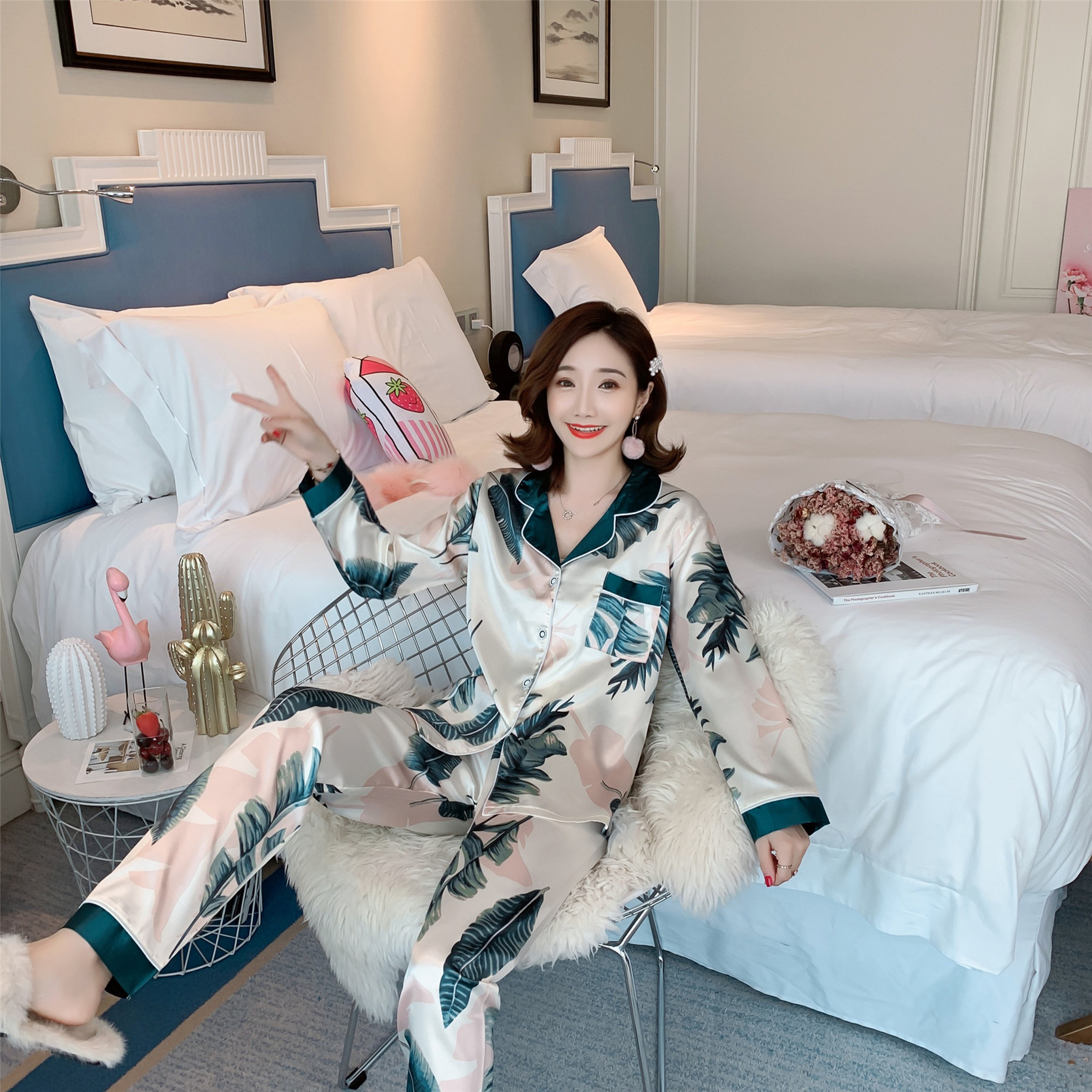 Set bộ ngủ pizama lụa tay dài - d89