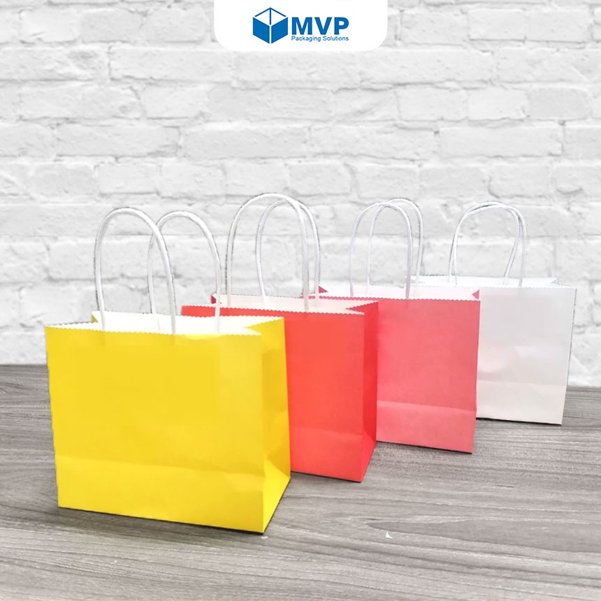 10 cái - Túi giấy kraft nhiều màu, túi giấy kraft màu hồng, túi giấy kraft màu vàng, túi giấy kraft màu đỏ (18x14x8)cm
