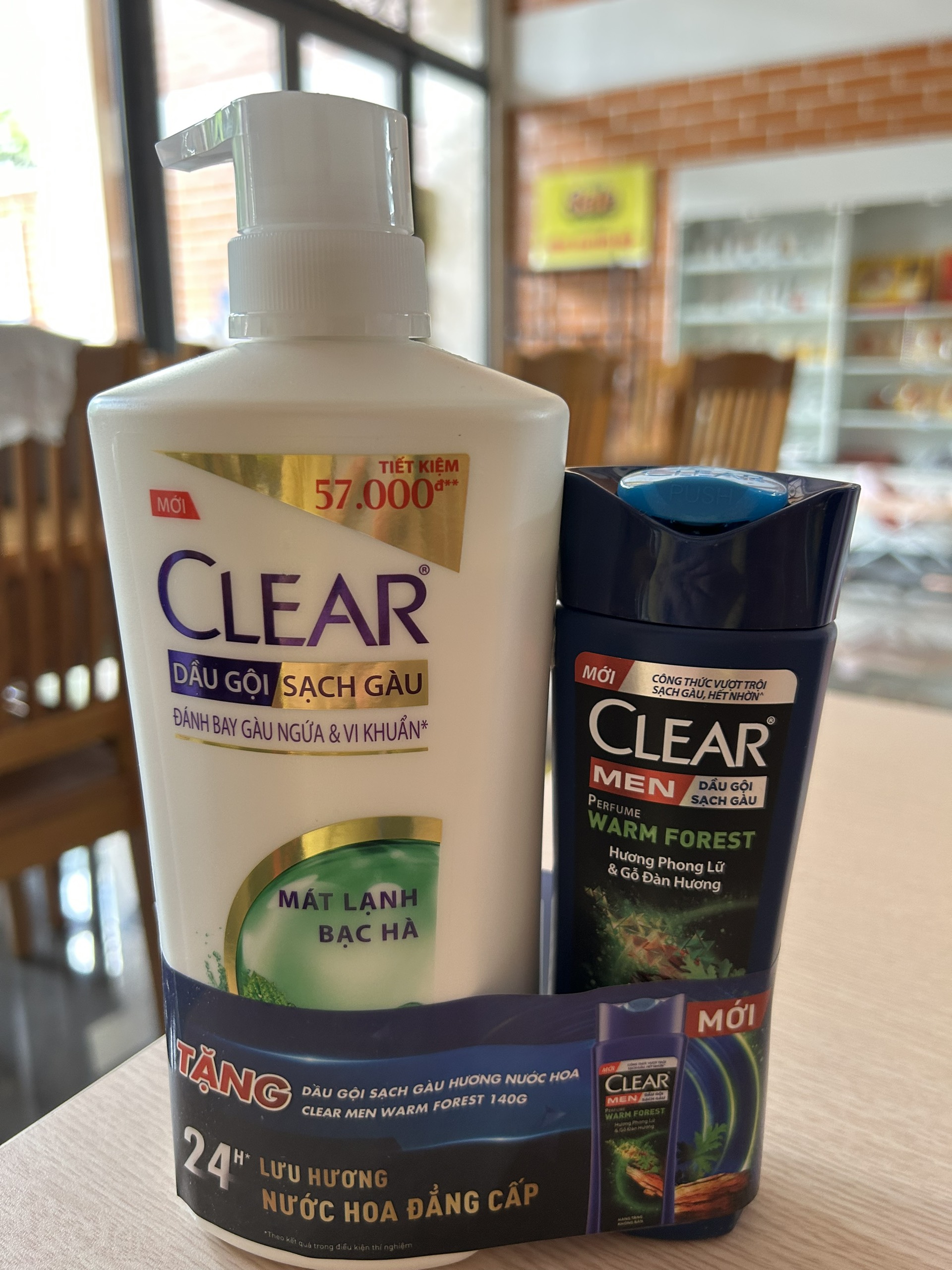 Dầu gội clear sạch gàu mát lạnh bạc hà 630g