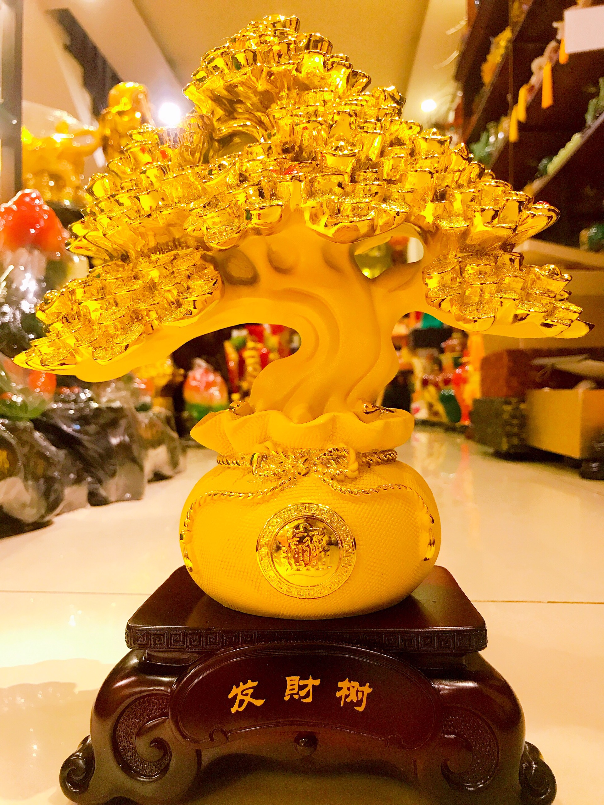 Tượng Cây Kim Tiền và túi vàng phong thuỷ màu kim sa